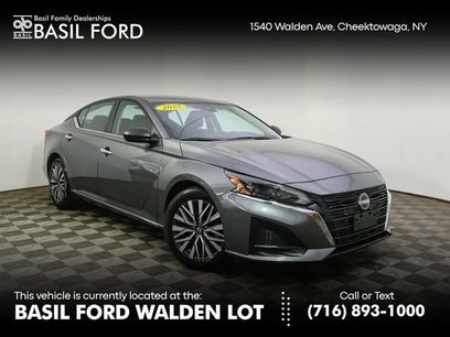 Used 2025 Nissan Altima 2.5 SV