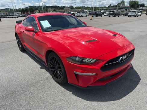 Used 2018 Ford Mustang Premium w/ Equipment Group 201A RWD image 7