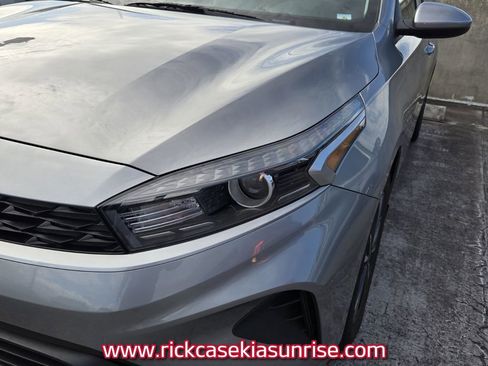 Used 2023 Kia Forte LXS FWD image 7