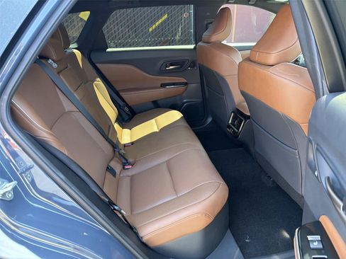 Used 2025 Toyota Crown Signia w/ Advanced Technology Package AWD/4WD image 14