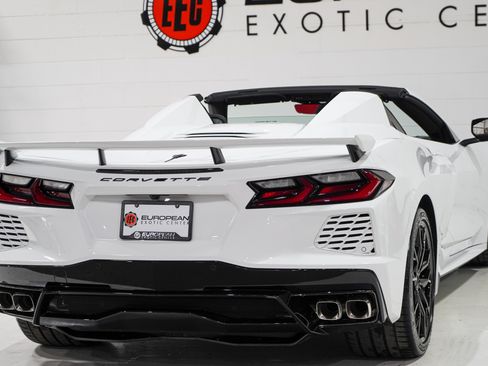 Used 2026 Chevrolet Corvette Stingray Convertible w/ Z51 Performance Package RWD image 38