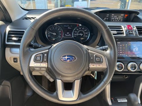 Used 2018 Subaru Forester 2.5i Premium AWD/4WD image 12