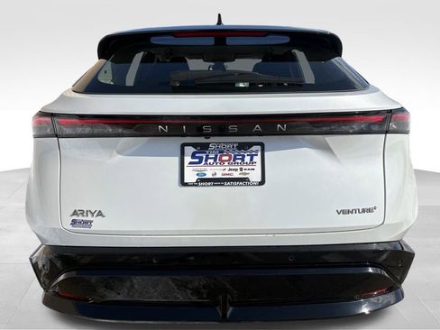 Used 2023 Nissan Ariya FWD image 4