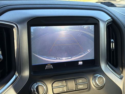 Used 2021 GMC Sierra 1500 Elevation image 17