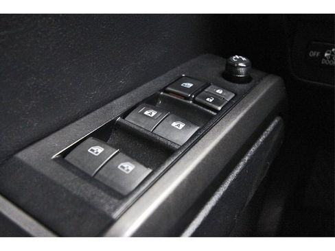 Used 2021 Toyota Tacoma TRD Sport image 20