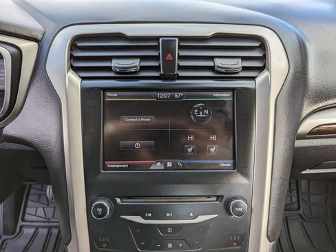 Used 2014 Ford Fusion Energi SE w/ Driver Assist Package FWD image 21