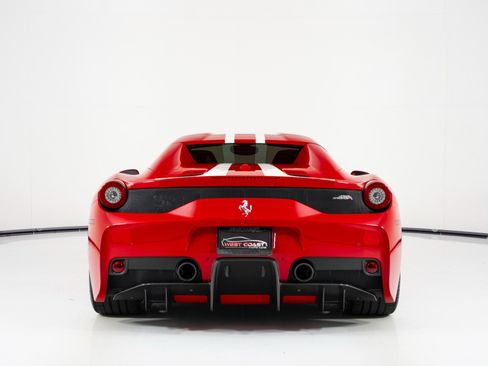 Used 2015 Ferrari 458 Speciale A image 7