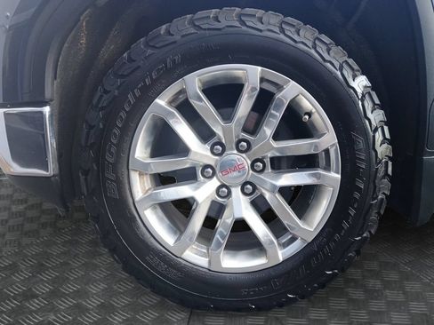 Used 2021 GMC Sierra 1500 SLT w/ X31 Off-Road Package AWD/4WD image 23