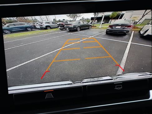 Used 2025 GMC Sierra 1500 Elevation image 29