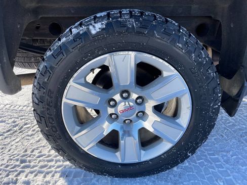 Used 2019 GMC Sierra 1500 SLE w/ SLE Value Package image 13