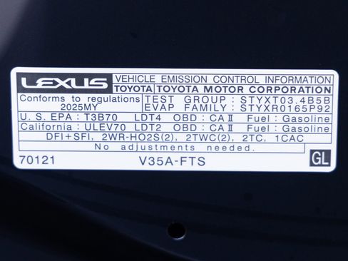 Used 2025 Lexus GX 550 w/ Accessory Package (31) AWD/4WD image 37