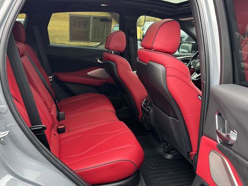 Used 2025 Acura RDX A-Spec image 11