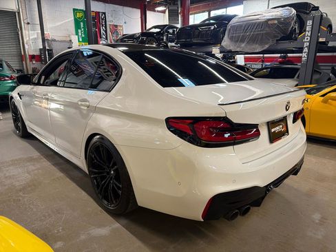 Used 2019 BMW M5 w/ Executive Package image 9