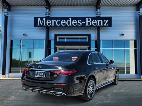 New 2026 Mercedes-Benz S 580 4MATIC Sedan image 6