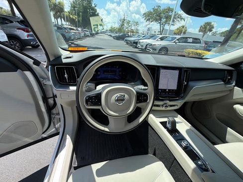 Used 2024 Volvo XC60 B5 Core w/ Protection Package Premier AWD/4WD image 44