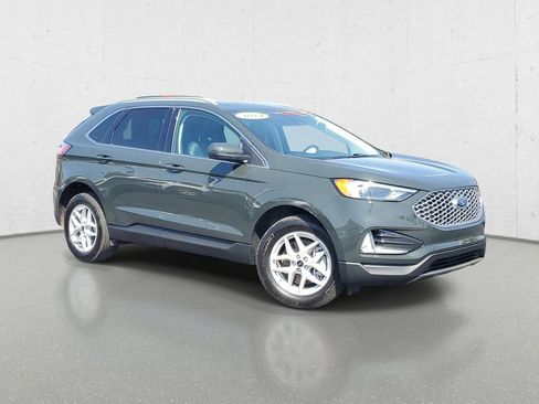 Used 2024 Ford Edge SEL w/ Convenience Package AWD/4WD image 2