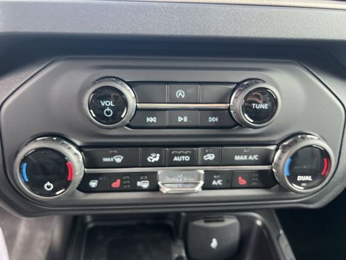 New 2026 Ford Bronco Outer Banks AWD/4WD image 29