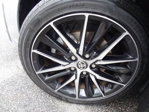 Used 2023 Toyota Camry SE FWD image 29