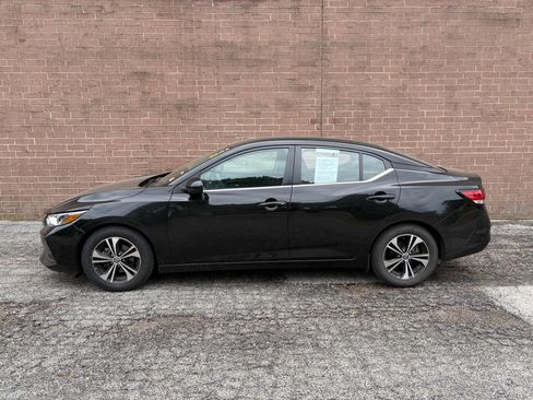 Used 2023 Nissan Sentra SV FWD image 2