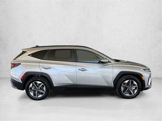 Used 2025 Hyundai Tucson SEL FWD video 4