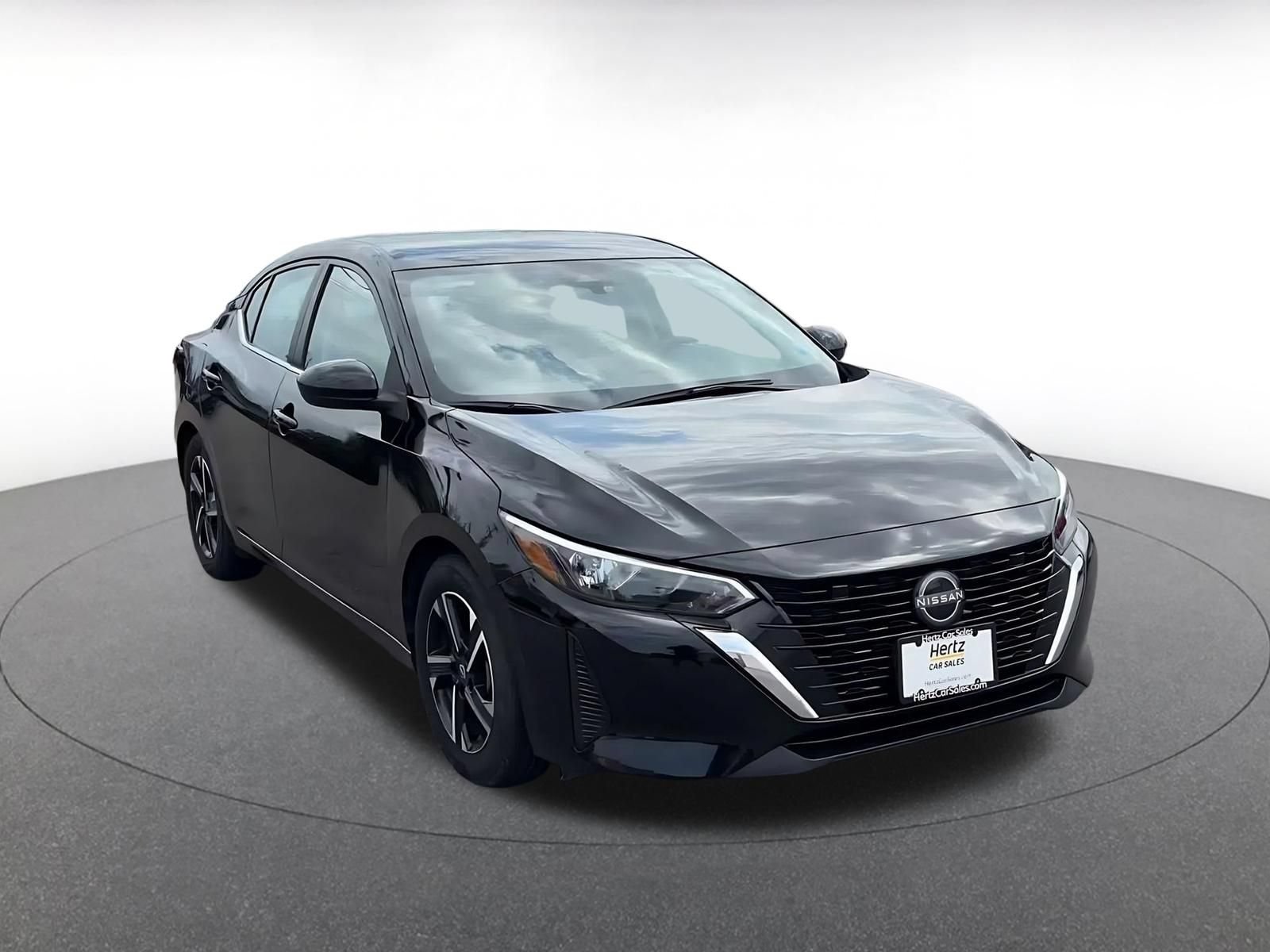 Used 2025 Nissan Sentra SV FWD image 3