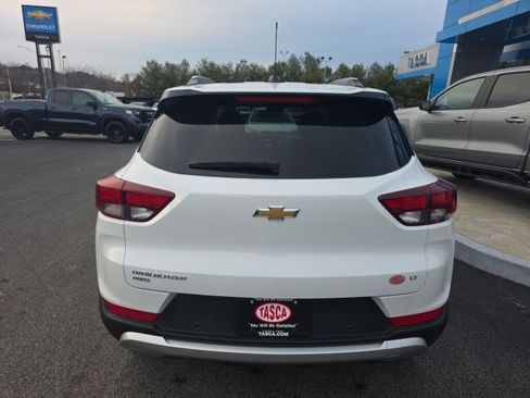 New 2025 Chevrolet TrailBlazer LT w/ Convenience Package image 5
