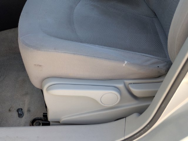 Used 2013 Nissan Rogue S FWD image 14