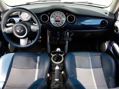 Used 2006 MINI Cooper S FWD image 2