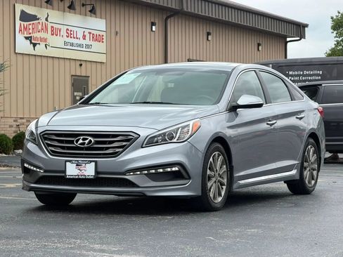 Used 2017 Hyundai Sonata Limited FWD image 4