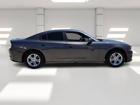 Certified 2022 Dodge Charger SXT w/ Leather Interior Group RWD image 6