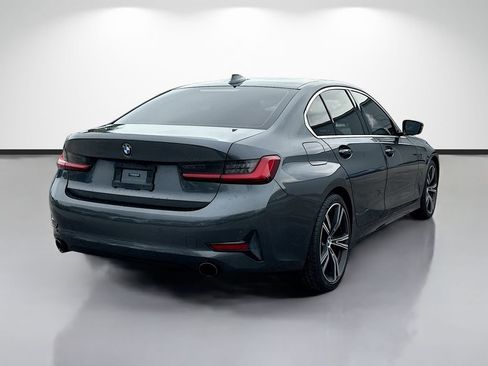 Used 2021 BMW 330i Sedan w/ Convenience Package RWD image 3