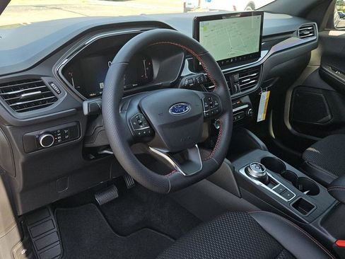 Used 2025 Ford Escape ST-Line w/ Tech Pack #1 image 24