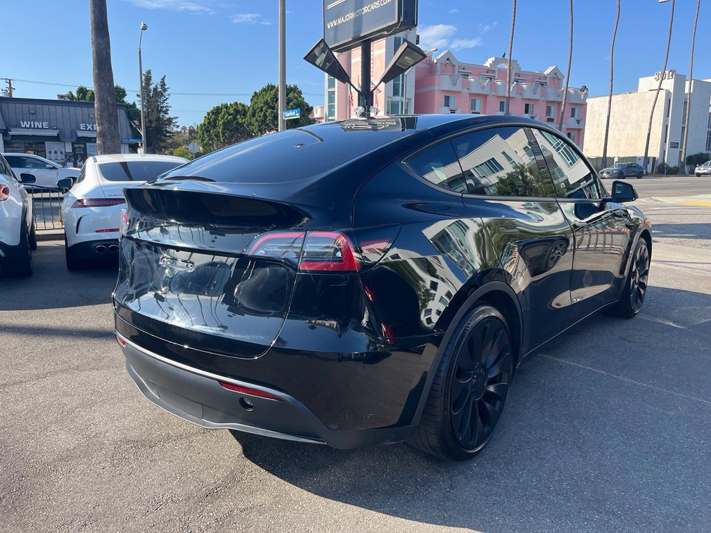 Used 2023 Tesla Model Y Long Range AWD/4WD image 5