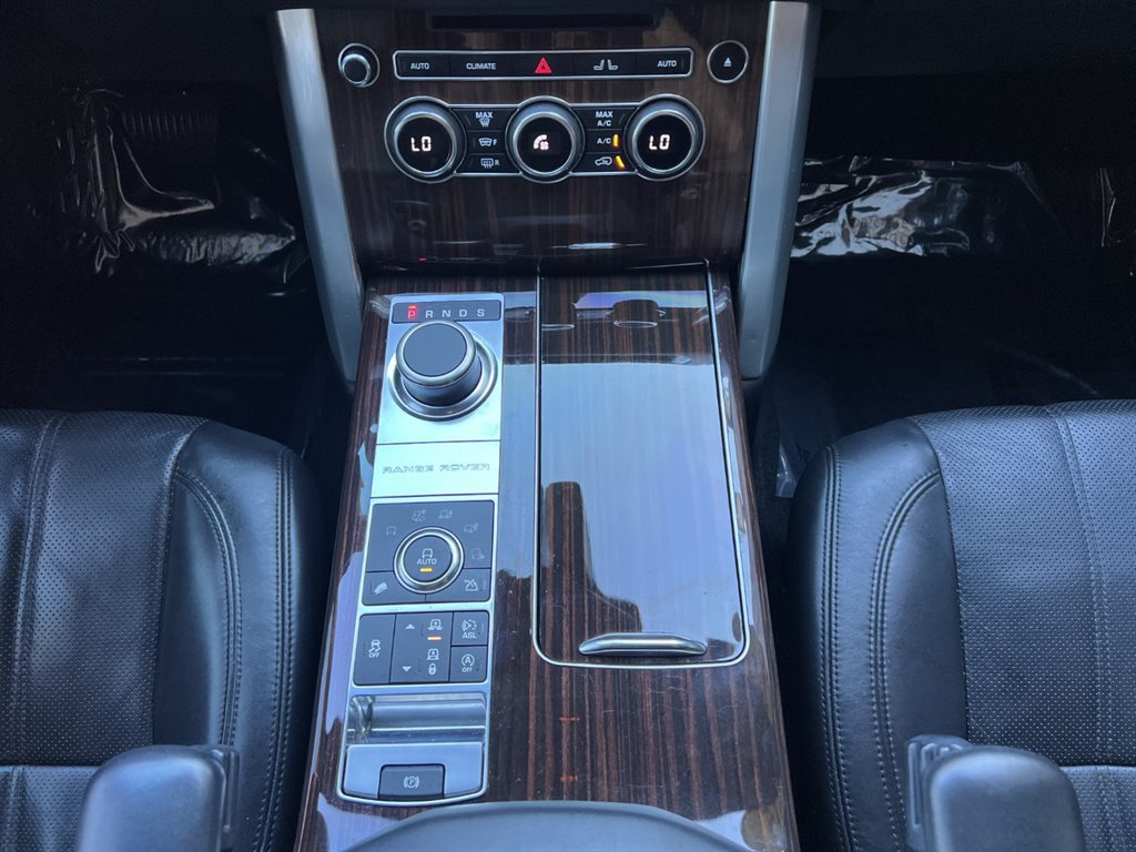 Used 2015 Land Rover Range Rover HSE AWD/4WD image 23