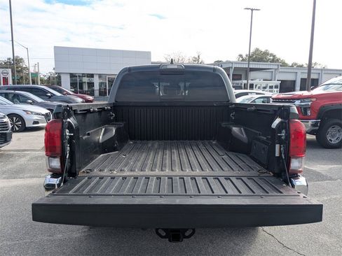 Used 2022 Toyota Tacoma SR5 image 12