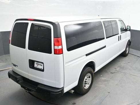 Used 2024 Chevrolet Express 3500 LS RWD image 30