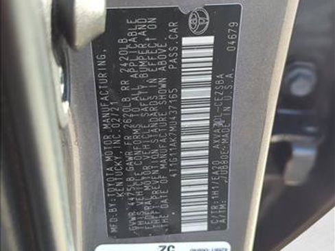 Used 2021 Toyota Camry SE FWD image 2