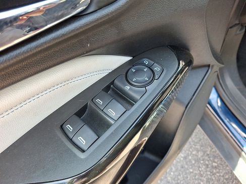 Used 2024 Chevrolet Trax LT w/ Driver Confidence Package FWD image 25