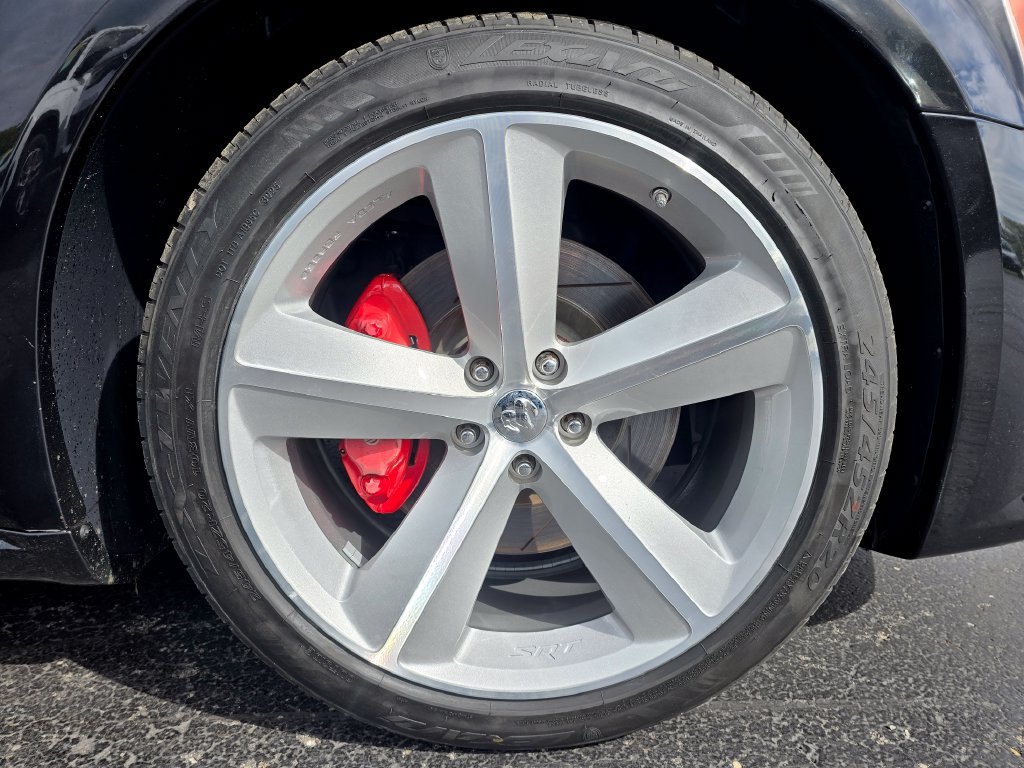 Used 2008 Dodge Magnum SRT8 w/ SRT Option Group III RWD image 9