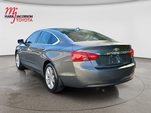 Used 2016 Chevrolet Impala LT FWD image 13