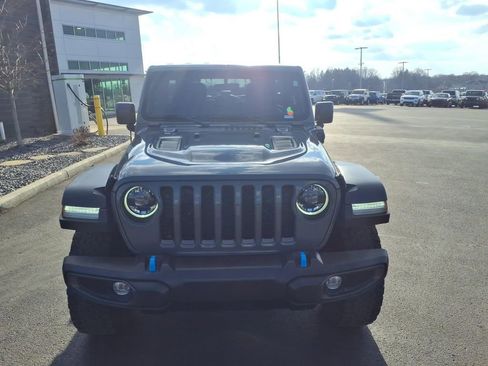 Used 2023 Jeep Wrangler Unlimited Rubicon 4xe w/ Cold Weather Group AWD/4WD image 8