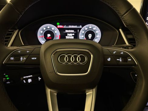 Used 2024 Audi Q5 2.0T Premium Plus w/ Premium Plus Package AWD/4WD image 11