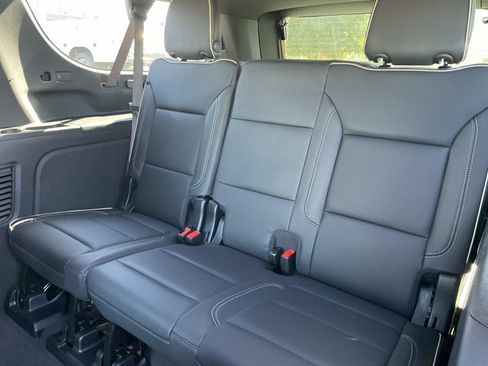 New 2026 GMC Yukon XL Elevation w/ Elevation Premium Package image 25