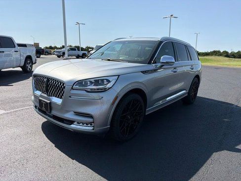 Used 2021 Lincoln Aviator Black Label w/ Class IV Trailer Tow Package AWD/4WD image 1