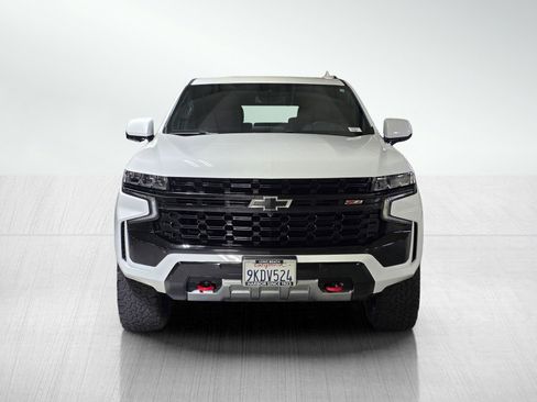 Used 2023 Chevrolet Tahoe Z71 w/ Luxury Package image 2