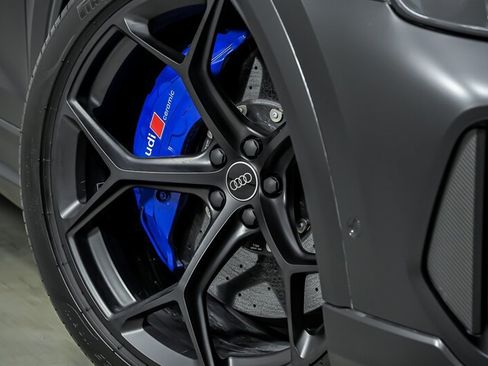Used 2026 Audi RS Q8 performance AWD/4WD image 4