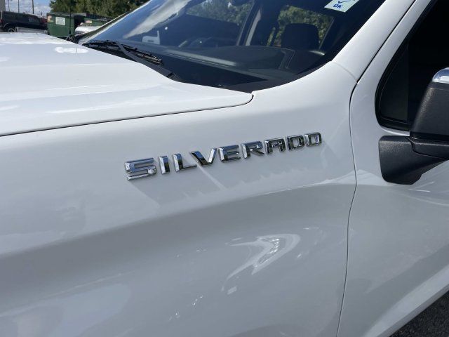Used 2023 Chevrolet Silverado 1500 LT AWD/4WD image 16
