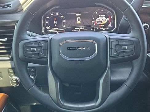 Used 2025 GMC Sierra 2500 Denali Ultimate w/ Max Trailering Package AWD/4WD image 24