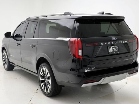 Used 2025 Ford Expedition Max Platinum w/ Driver's Package AWD/4WD image 6