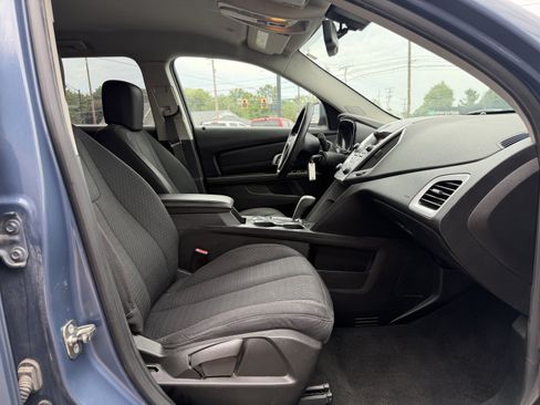 Used 2011 GMC Terrain SLE FWD image 12